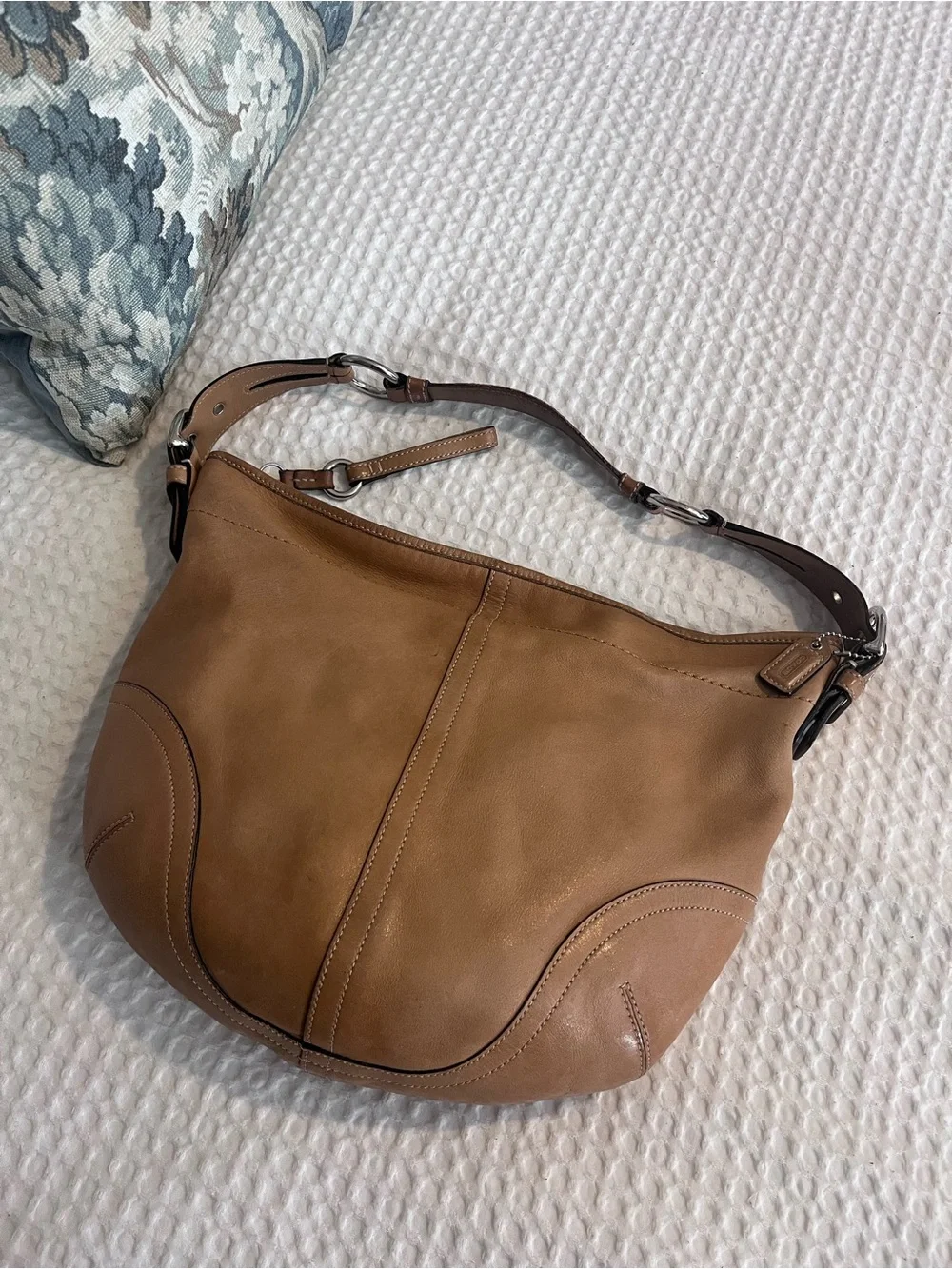 Coach lovely camel